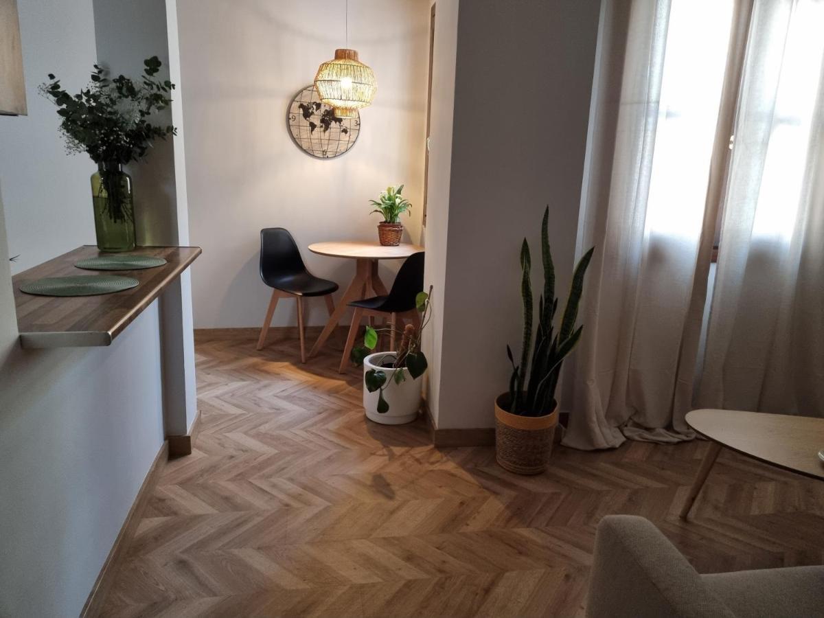 Cozy Apartment In The City Center グラナダ エクステリア 写真